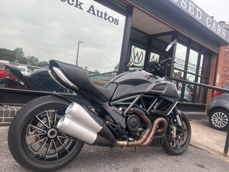 DUCATI DIAVEL