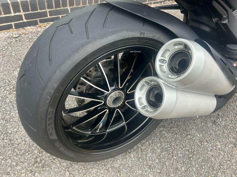 DUCATI DIAVEL