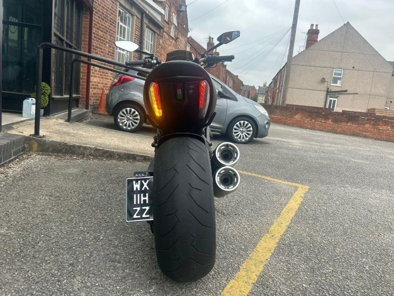 DUCATI DIAVEL