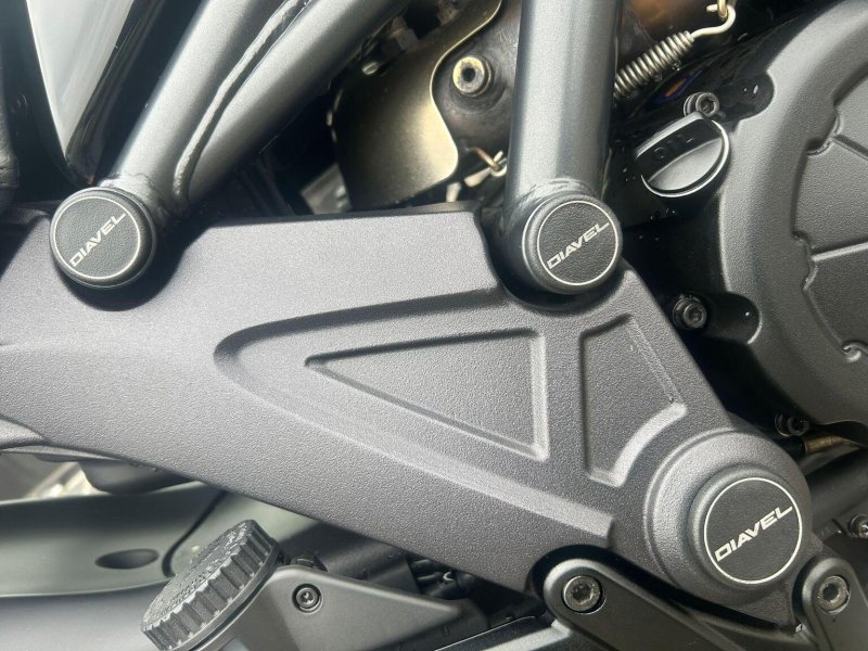 DUCATI DIAVEL